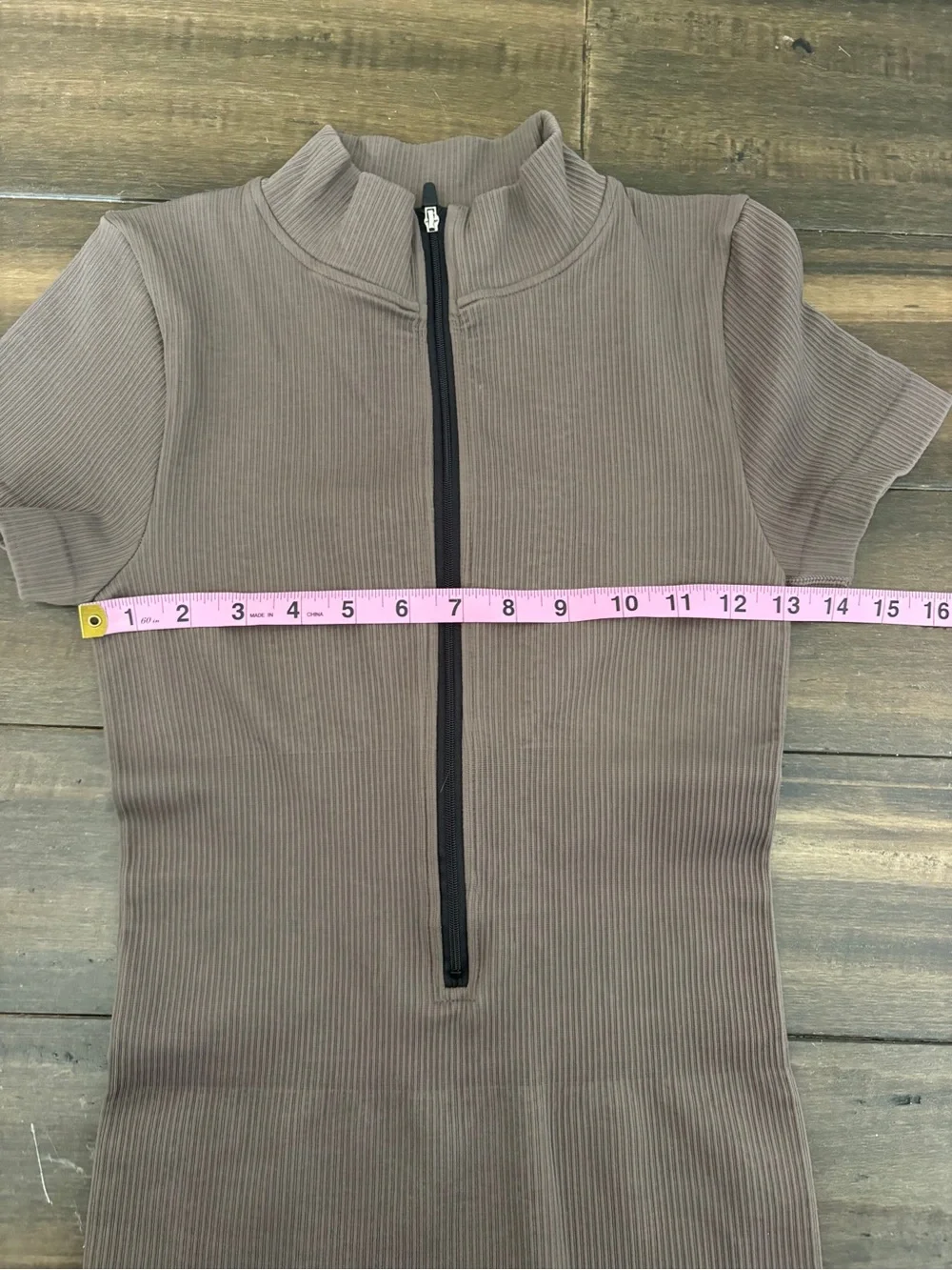 NWOT OQQ Sz S Brown/Taupe Ribbed Short Sleeve Zip-Front Romper Work Out Athletic